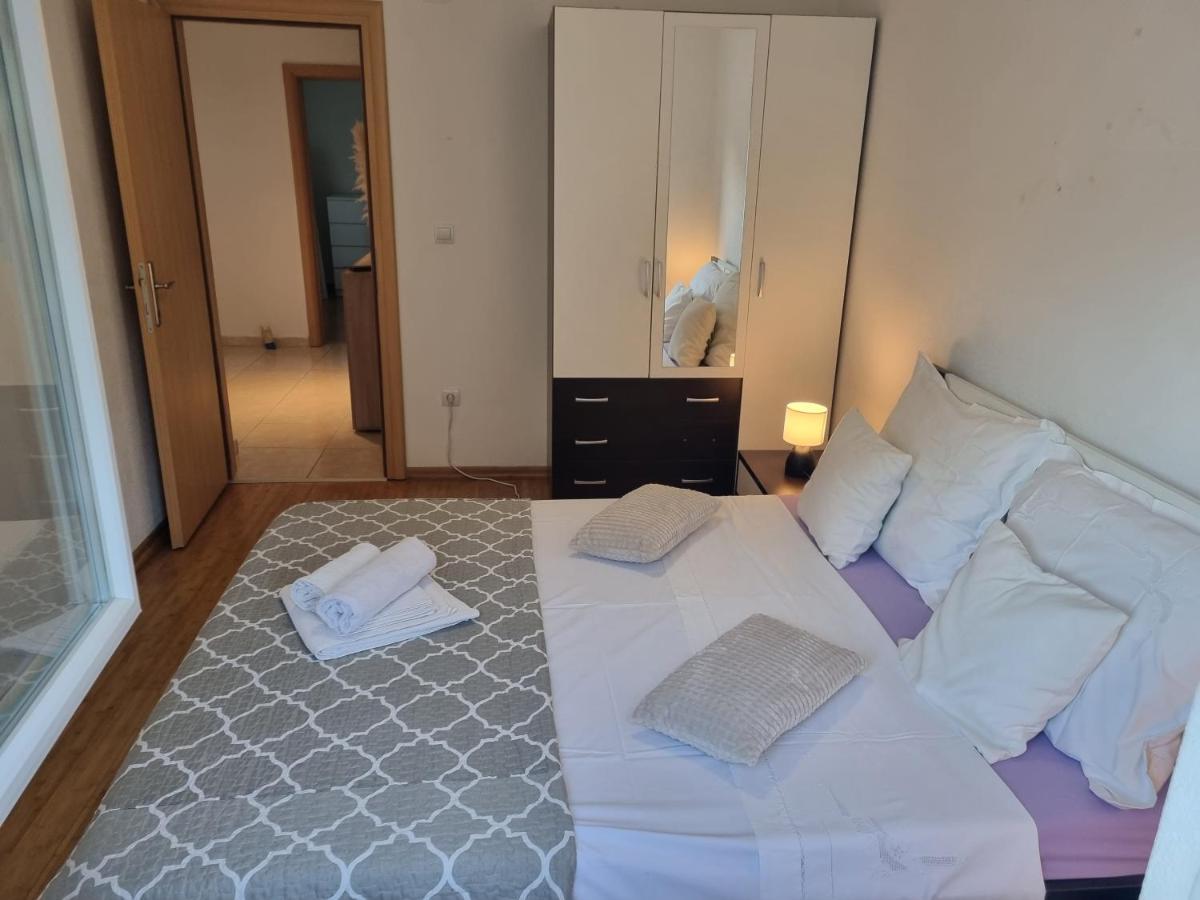 Apartment Boba Сини Екстериор снимка