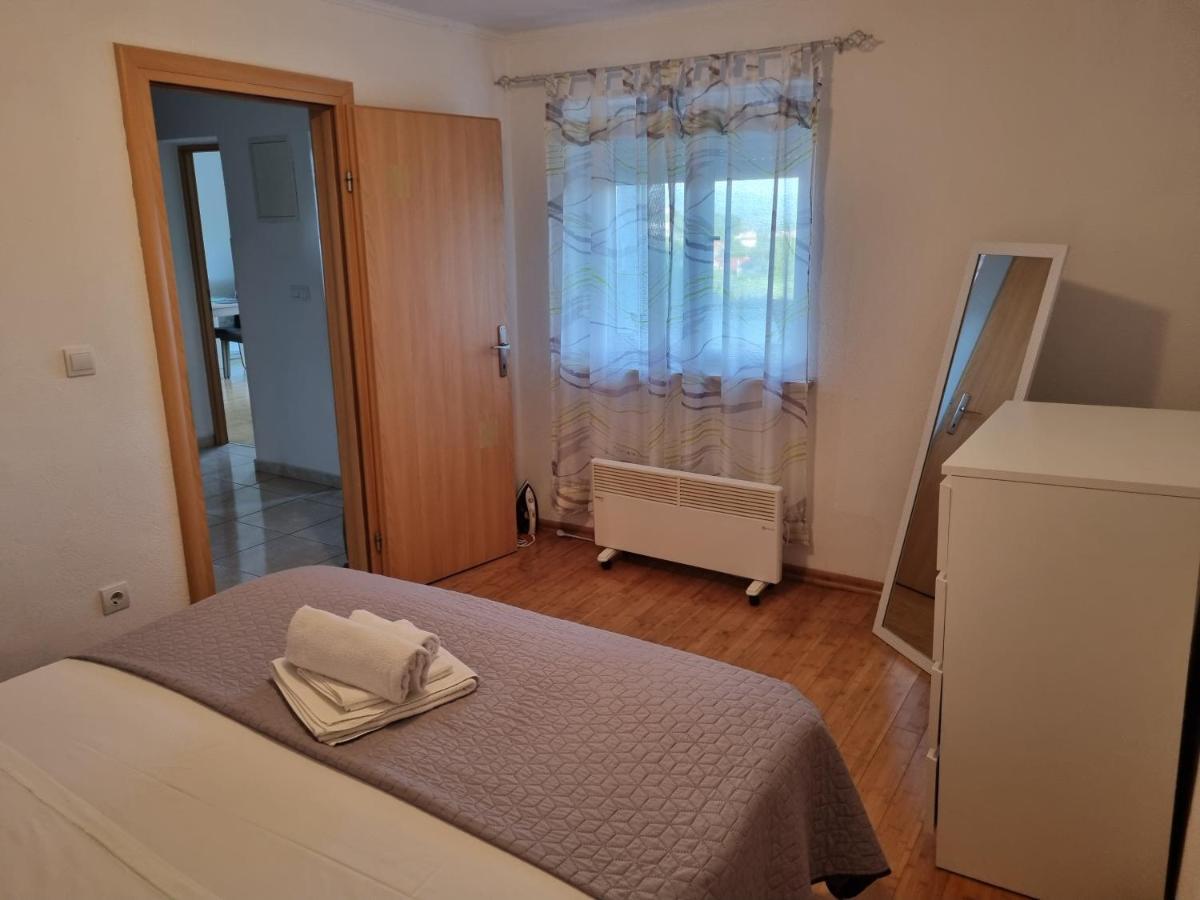 Apartment Boba Сини Екстериор снимка