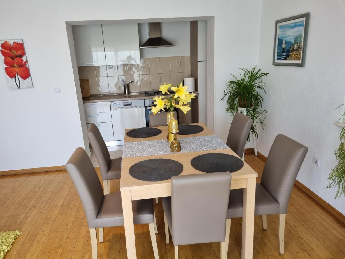 Apartment Boba Сини Екстериор снимка