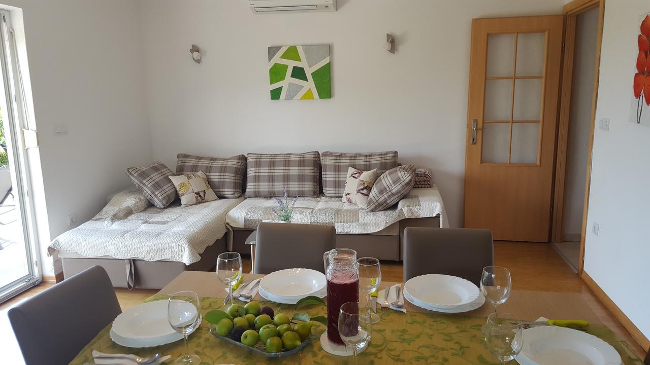 Apartment Boba Сини Екстериор снимка